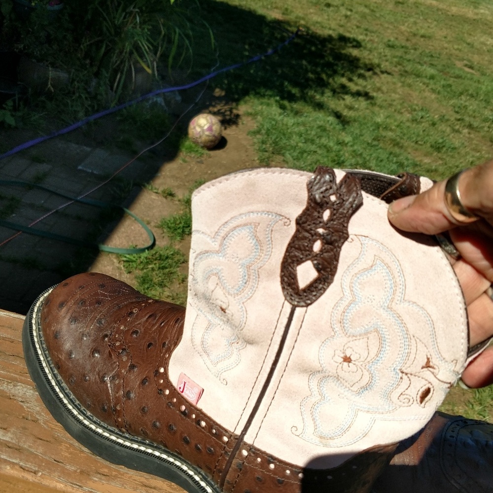 Justin Gypsy Ostrich 8B